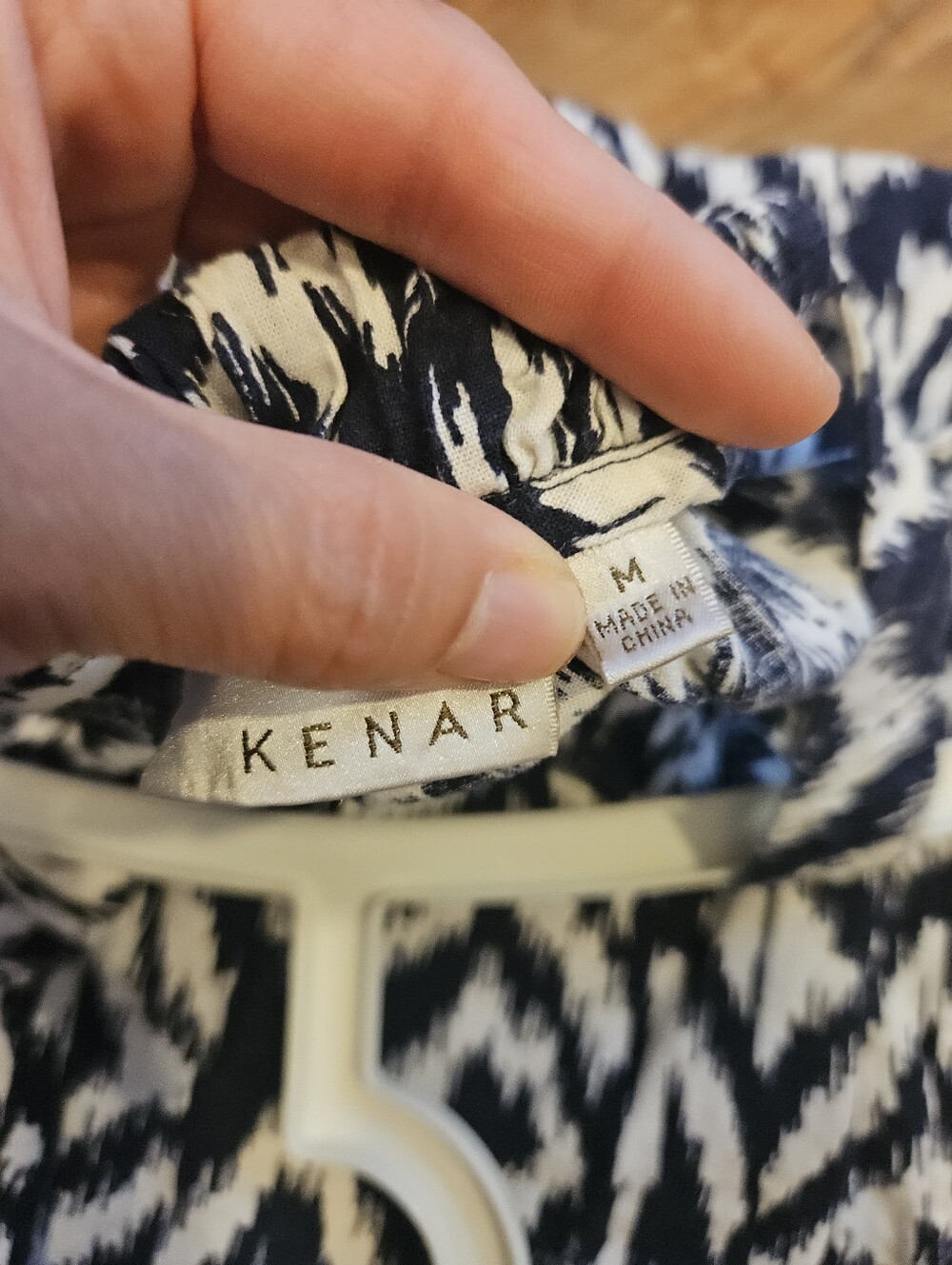 Kenar Patterned Halter Top Size Small - Picture 2 of 2